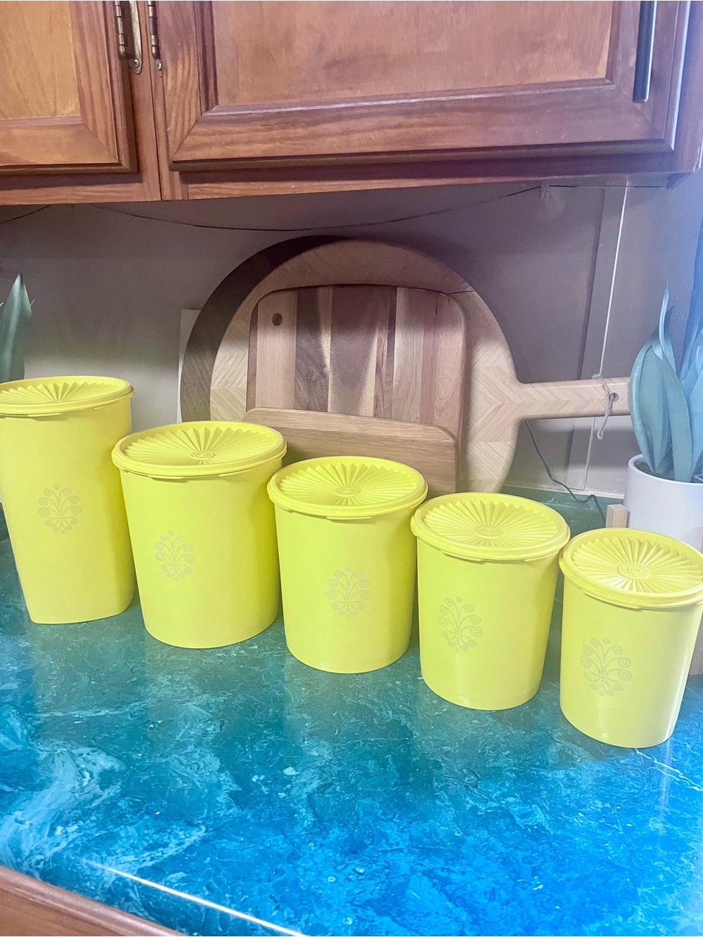 Vintage Tupperware Daffodil Yellow Servalier Canister 5-Piece Nesting Set w/Lids